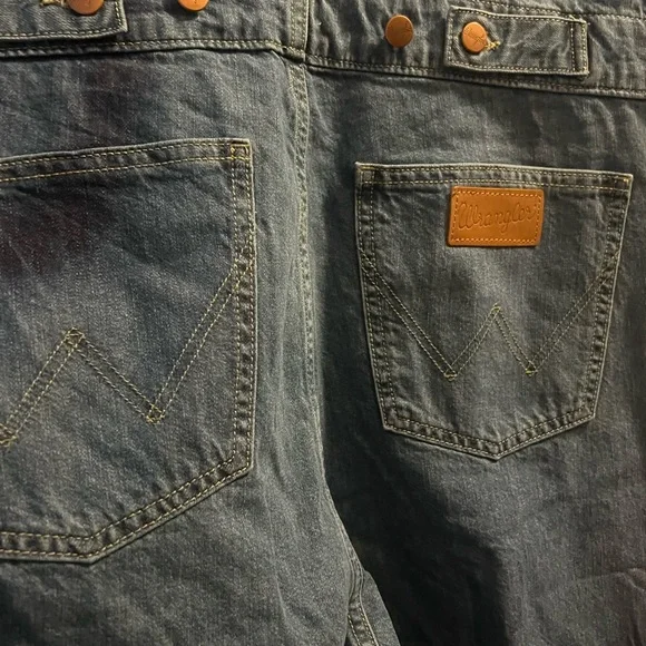 NWT Wrangler Denim jumpsuit - Picture 4 of 12